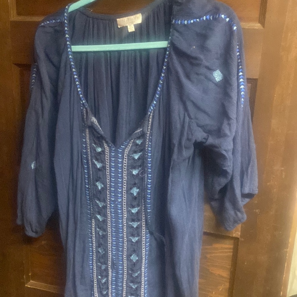 1X boho top cut out pattern down front